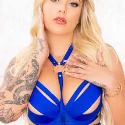 Kali Roses in 'Jules Jordan' Ultra Thick Sex Machine (Thumbnail 14)